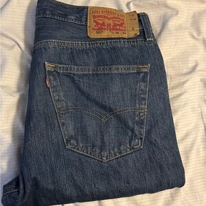 Levi 501 Dark wash 35x34